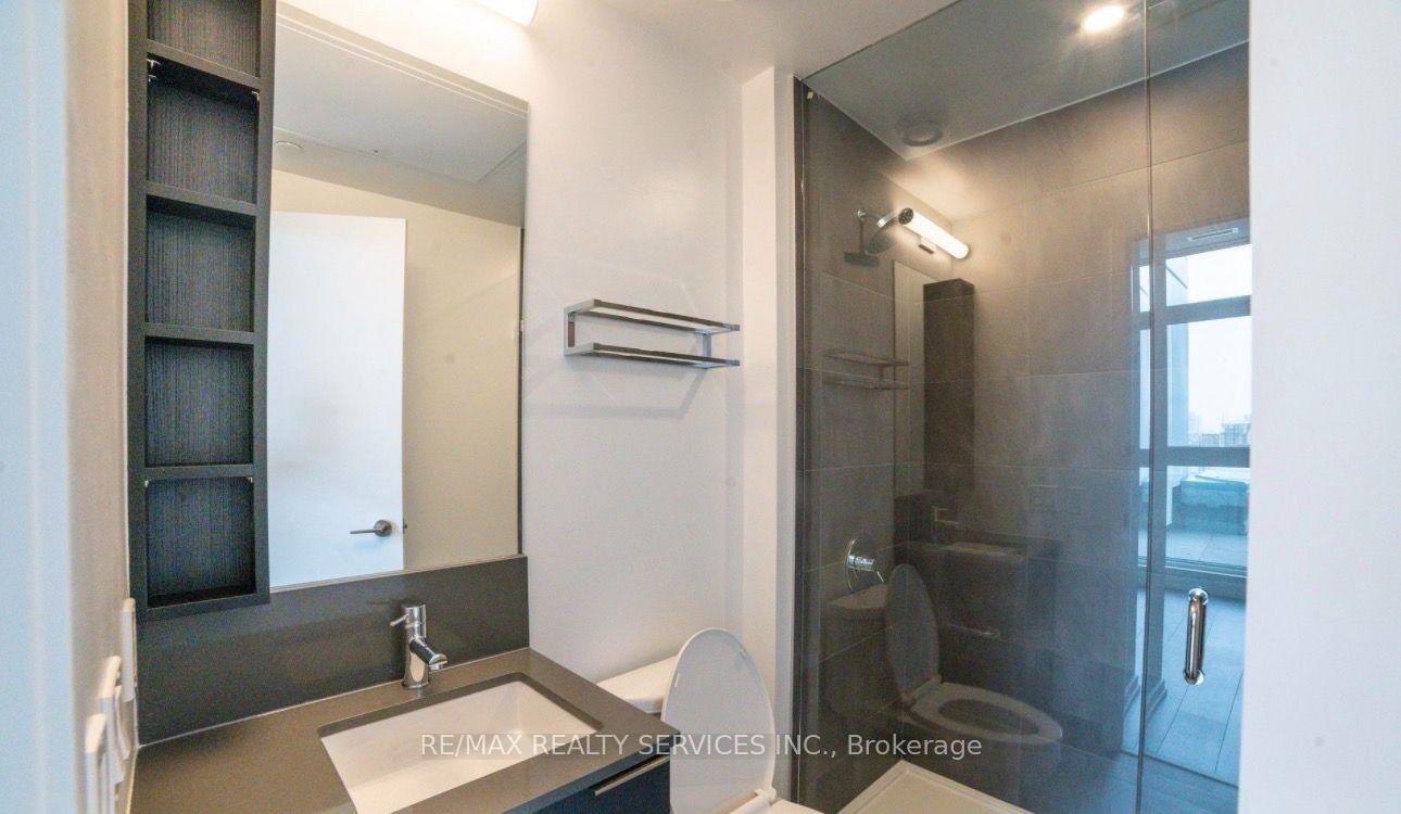 Photo 6 of Unit 607, 7890 Jane Street, Vaughan, Vaughan Corporate Centre — HOMEH
