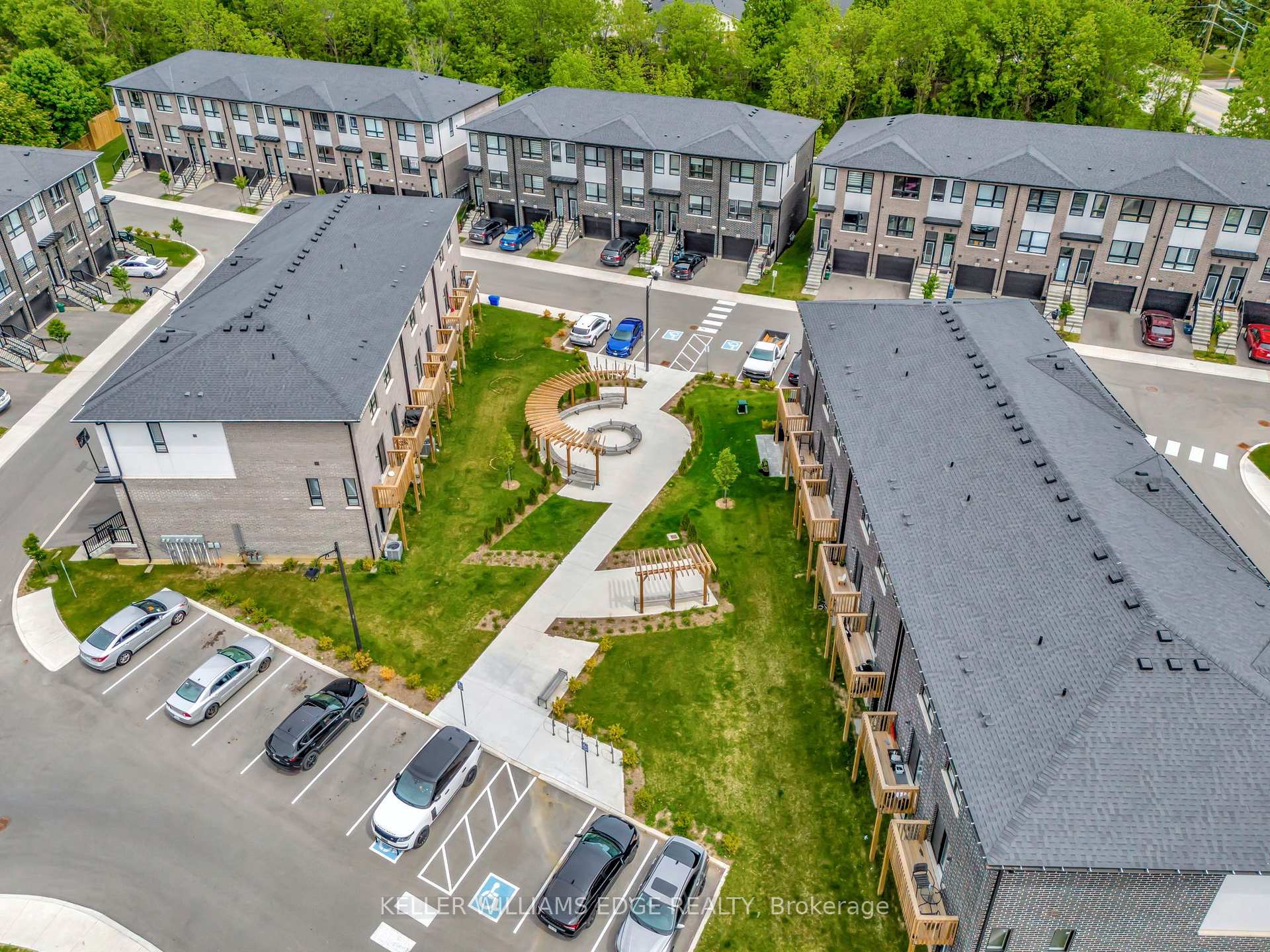 Photo 31 of Unit 32, 720 Grey Street, Brantford, Echo Place — HOMEH
