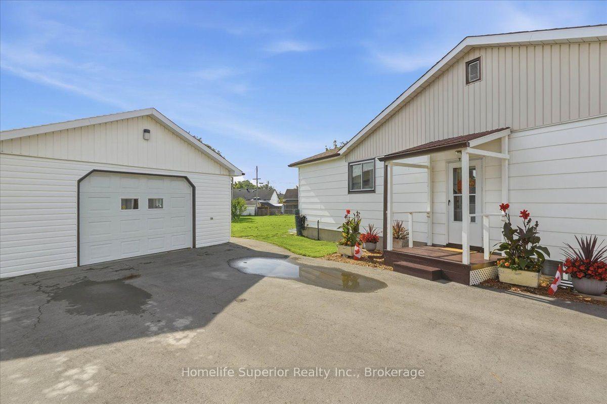 Photo 43 of 15 Coleman Drive, Quinte West, Trenton Ward — HOMEH