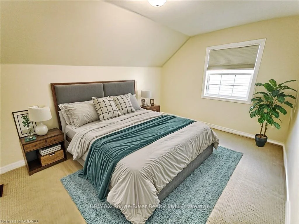 Photo 15 of 814 Broadway Boulevard, Peterborough, Northcrest Ward 5 — HOMEH