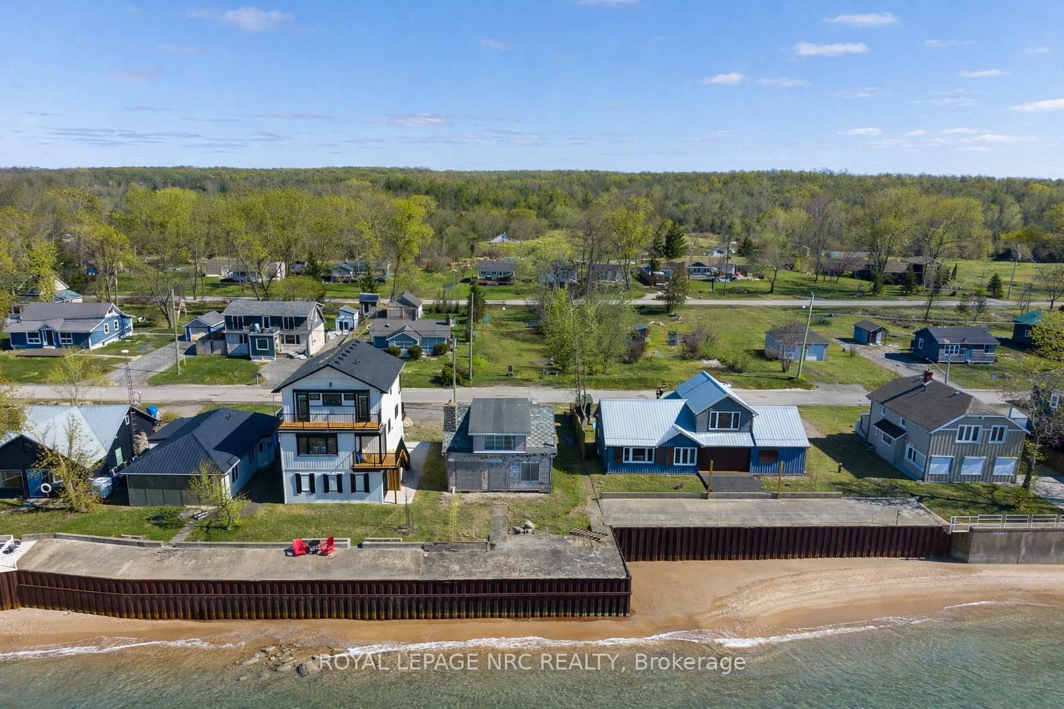 Photo 3 of 11573 Beach Road E, Wainfleet, Lakeshore — HOMEH