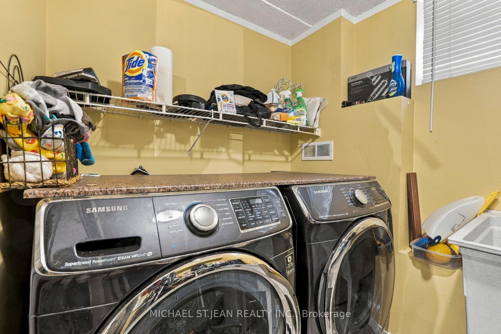 Photo 34 of 2 Hearthside Crescent, Hamilton, Stoney Creek — HOMEH