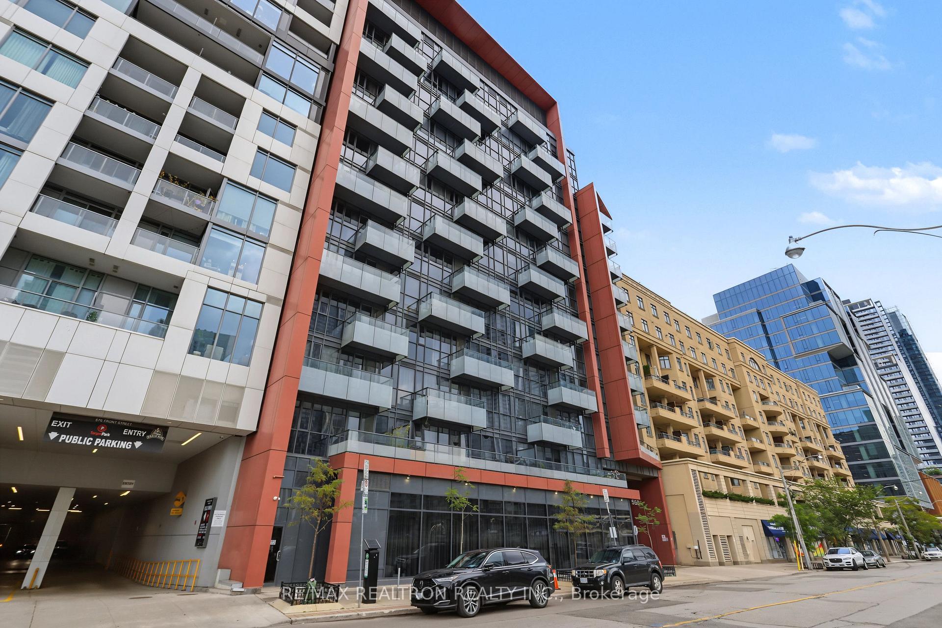 Photo 2 of Unit 722, 560 Front Street W, Toronto, Waterfront Communities — HOMEH