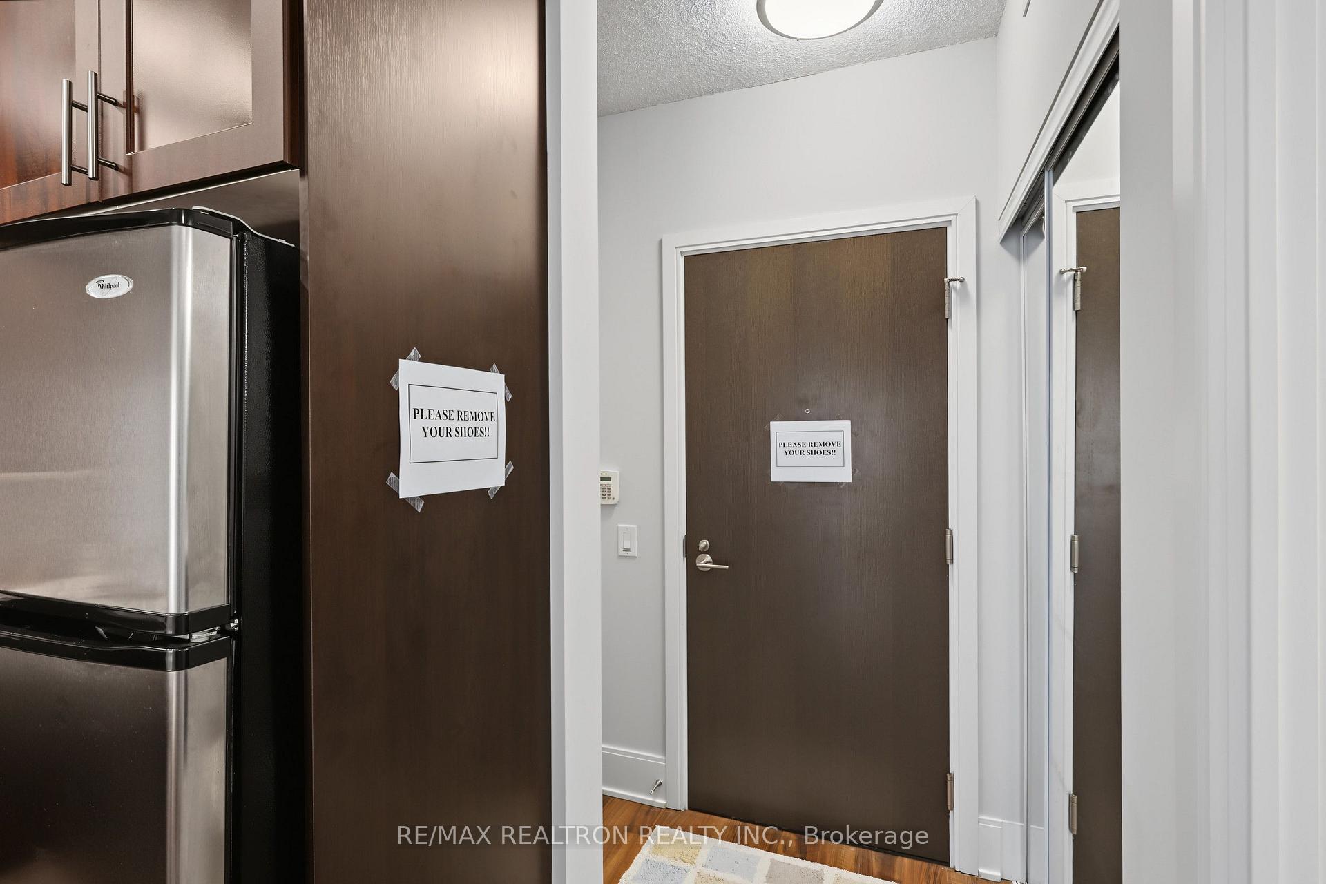Photo 4 of Unit 722, 560 Front Street W, Toronto, Waterfront Communities — HOMEH