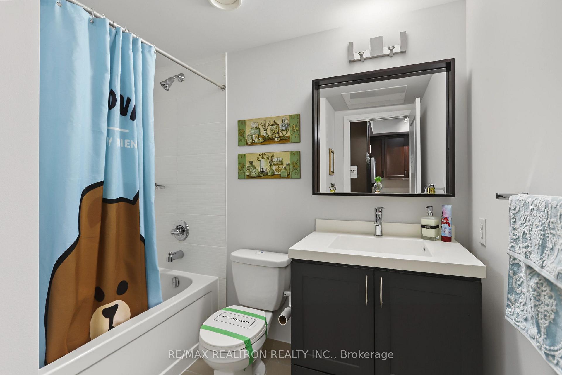 Photo 6 of Unit 722, 560 Front Street W, Toronto, Waterfront Communities — HOMEH