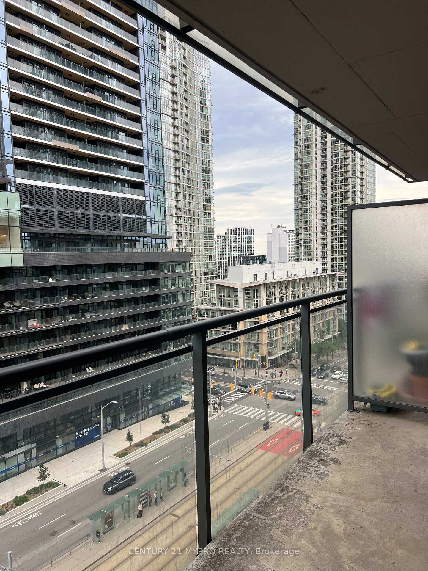 Photo 14 of Unit 1105, 4 Spadina Avenue, Toronto, Waterfront Communities — HOMEH