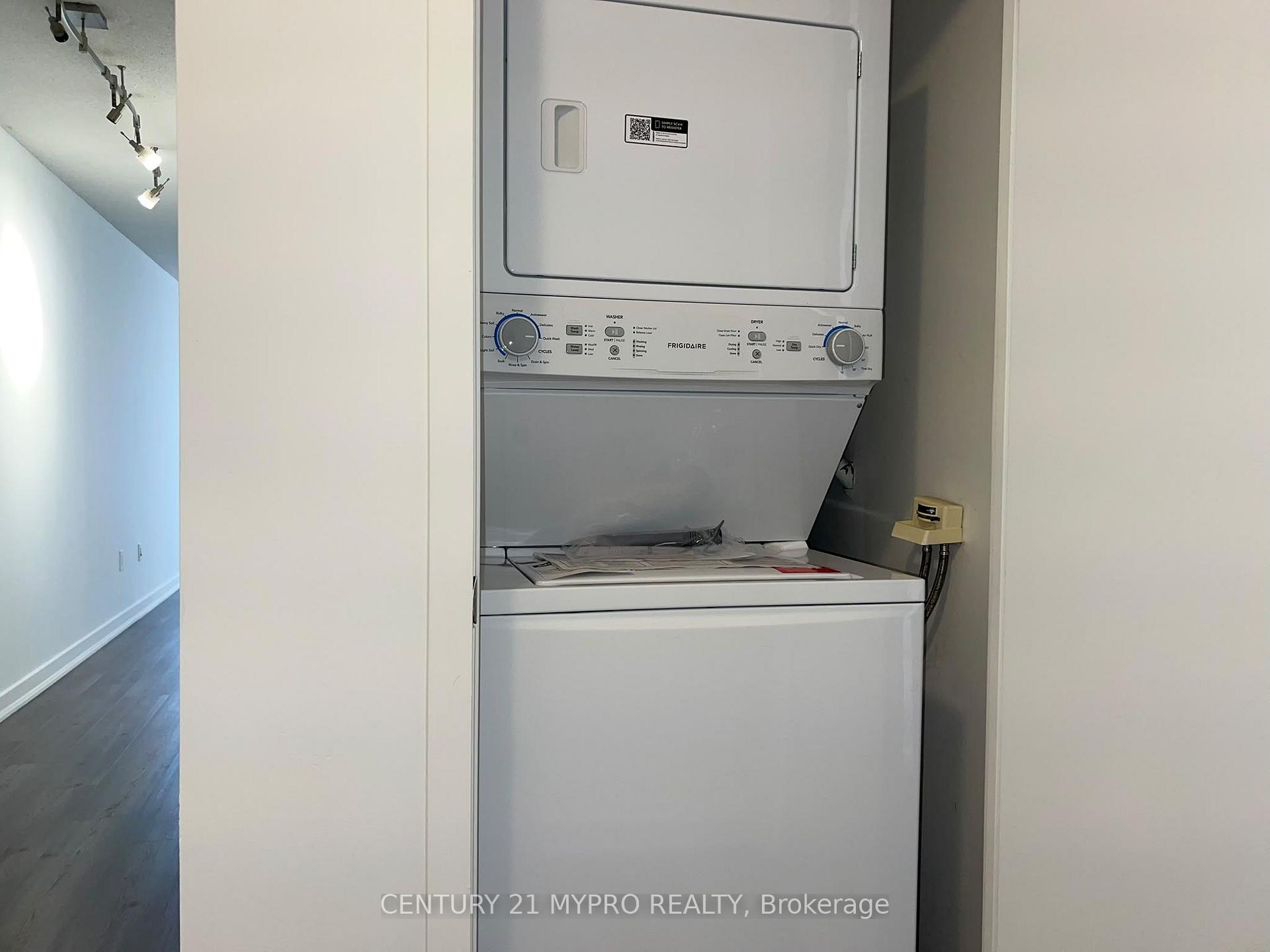 Photo 7 of Unit 1105, 4 Spadina Avenue, Toronto, Waterfront Communities — HOMEH