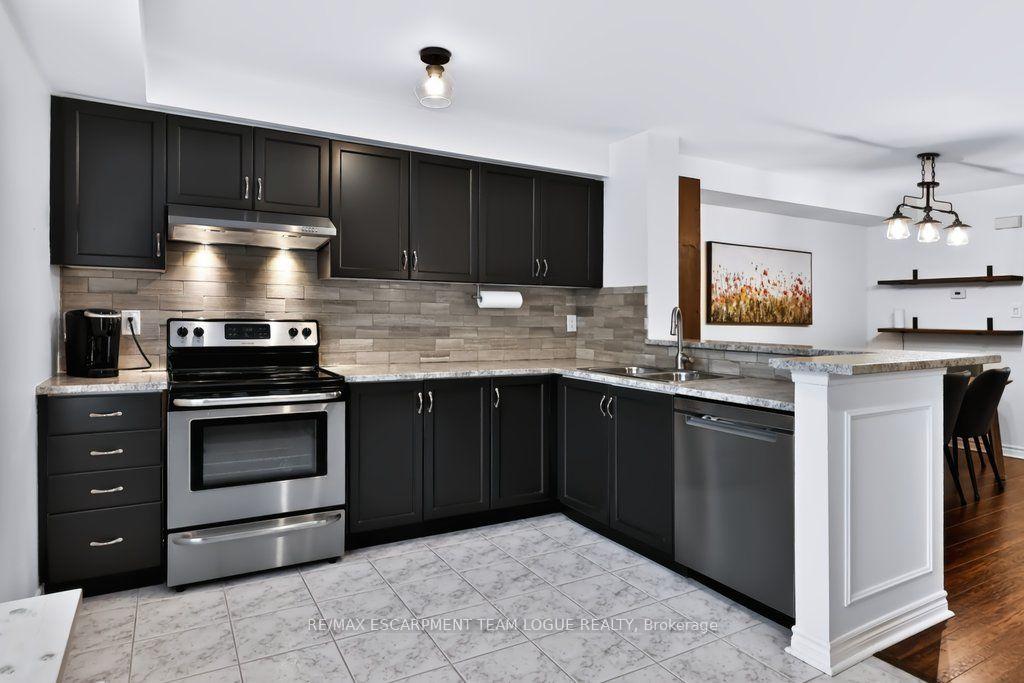 Photo 10 of Unit 43, 2531 Northampton Boulevard, Burlington, Headon — HOMEH