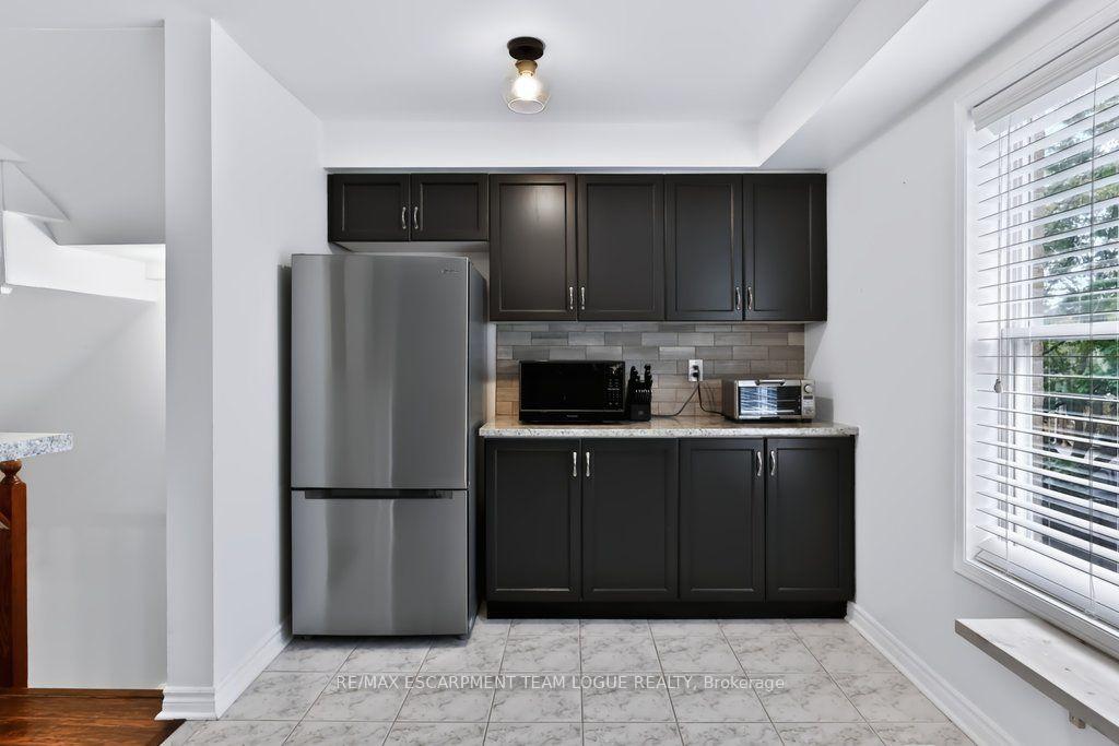 Photo 12 of Unit 43, 2531 Northampton Boulevard, Burlington, Headon — HOMEH