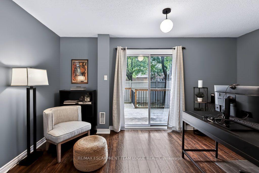 Photo 23 of Unit 43, 2531 Northampton Boulevard, Burlington, Headon — HOMEH
