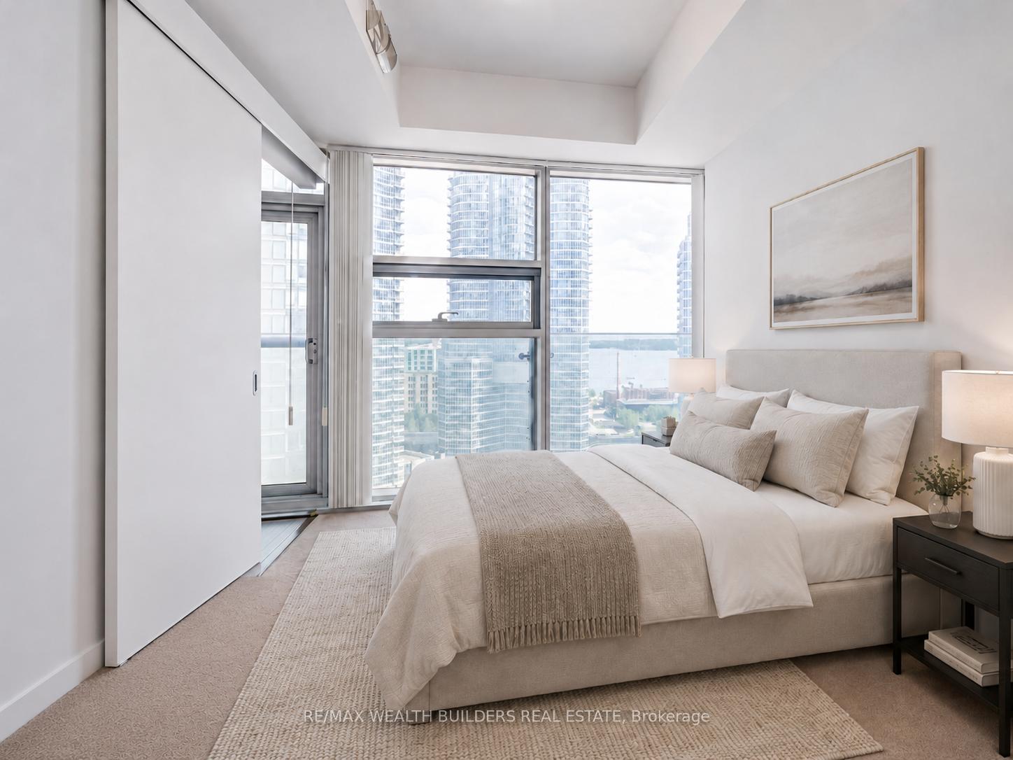 Photo 5 of Unit 1403, 12 York Street, Toronto, Waterfront Communities — HOMEH