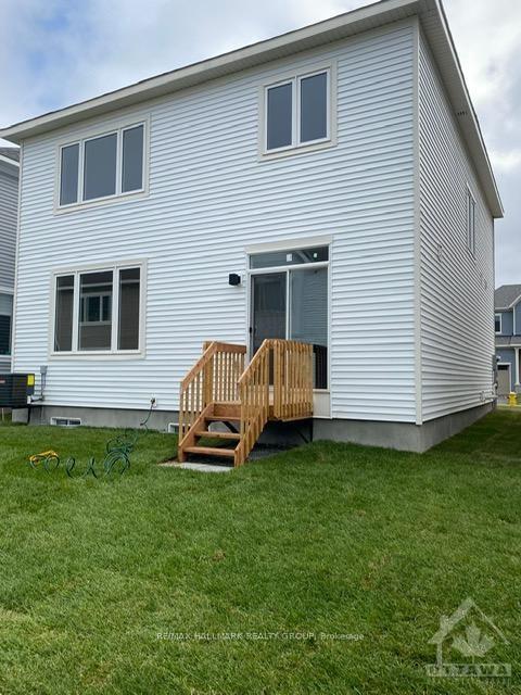 Photo 2 of 3061 Travertine Way, Ottawa, Barrhaven - Half Moon Bay — HOMEH
