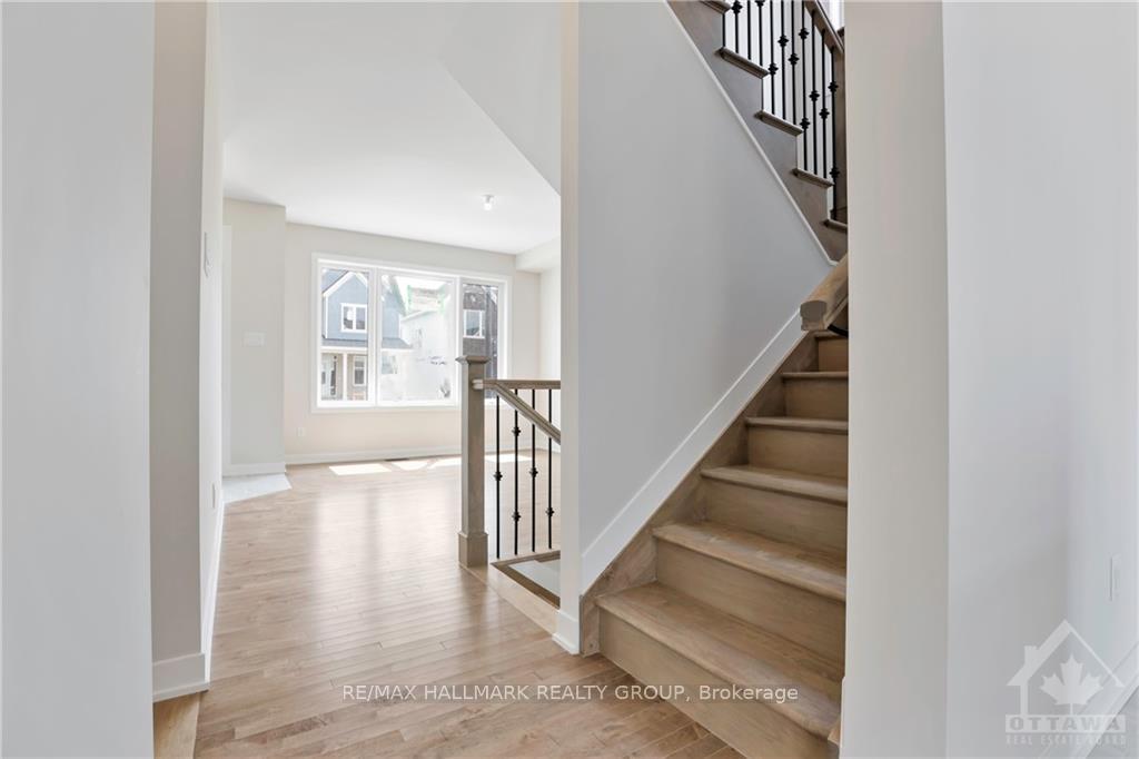 Photo 12 of 3061 Travertine Way, Ottawa, Barrhaven - Half Moon Bay — HOMEH