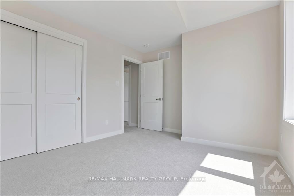 Photo 15 of 3061 Travertine Way, Ottawa, Barrhaven - Half Moon Bay — HOMEH