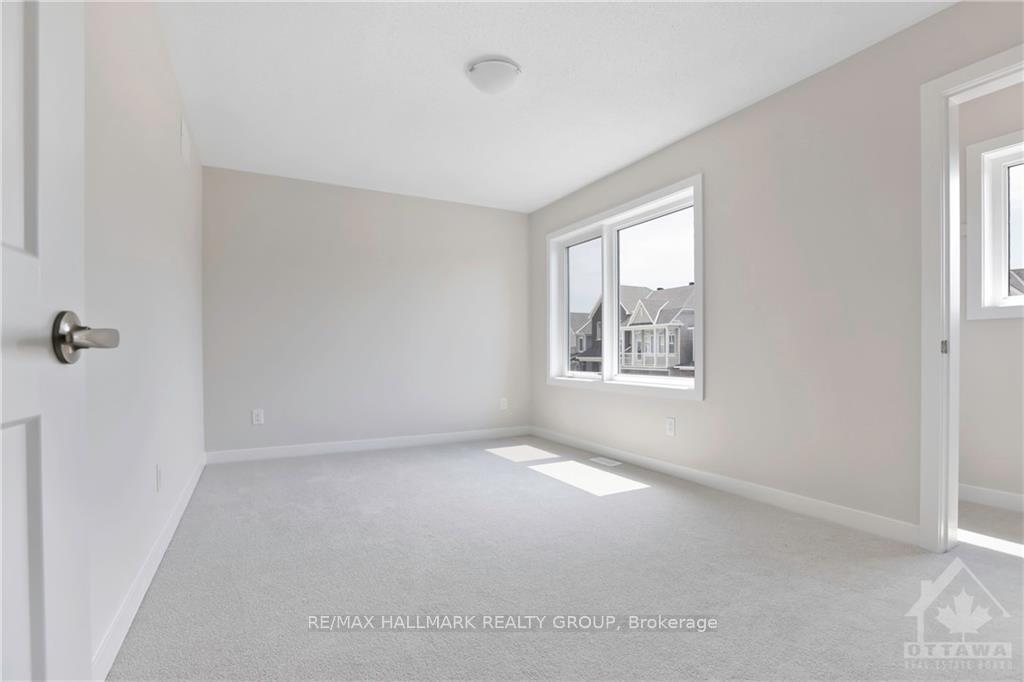 Photo 16 of 3061 Travertine Way, Ottawa, Barrhaven - Half Moon Bay — HOMEH
