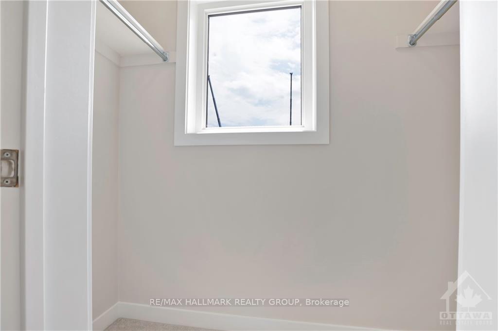 Photo 17 of 3061 Travertine Way, Ottawa, Barrhaven - Half Moon Bay — HOMEH