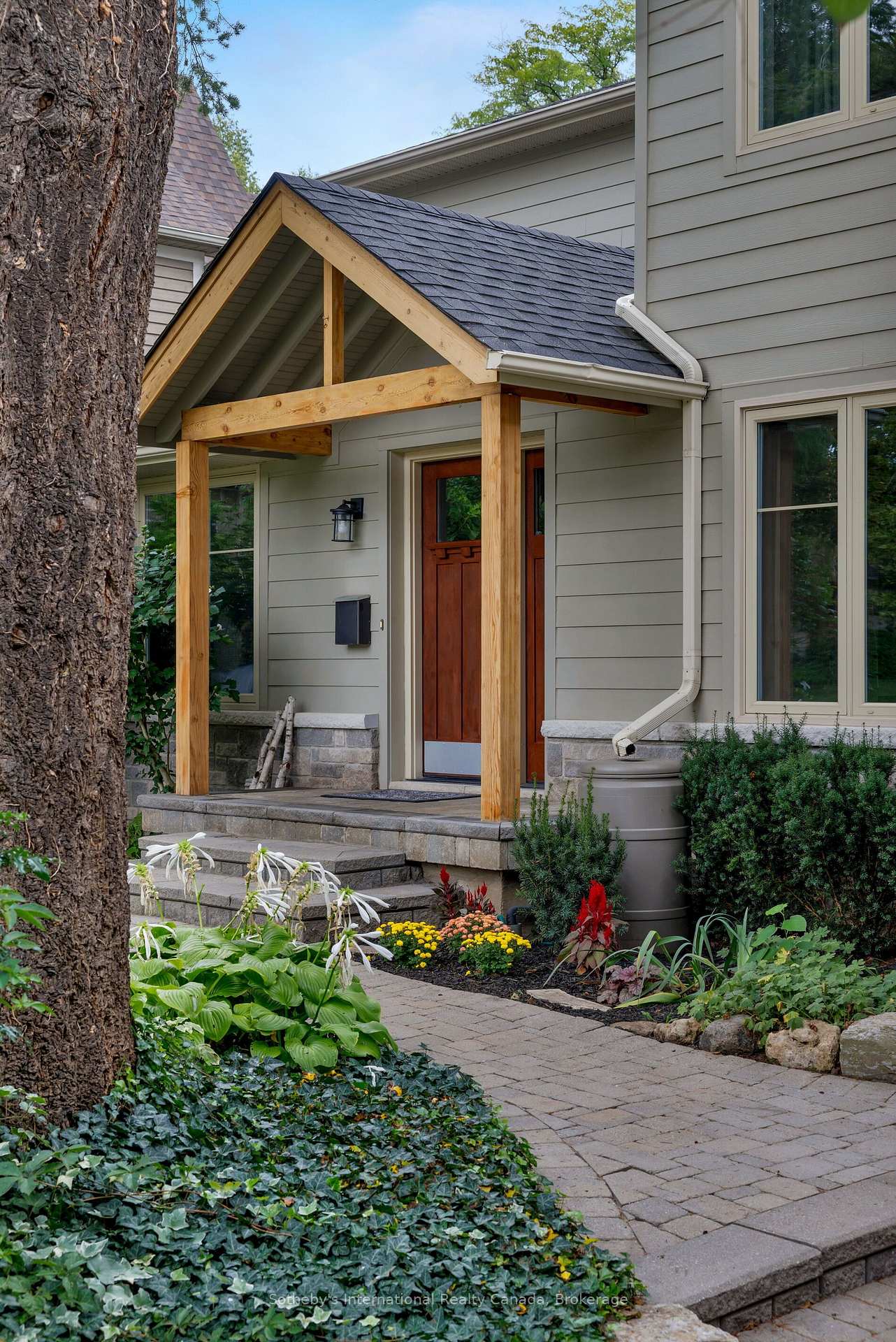 Photo 6 of 1318 Ario Road, Oakville, Morrison — HOMEH