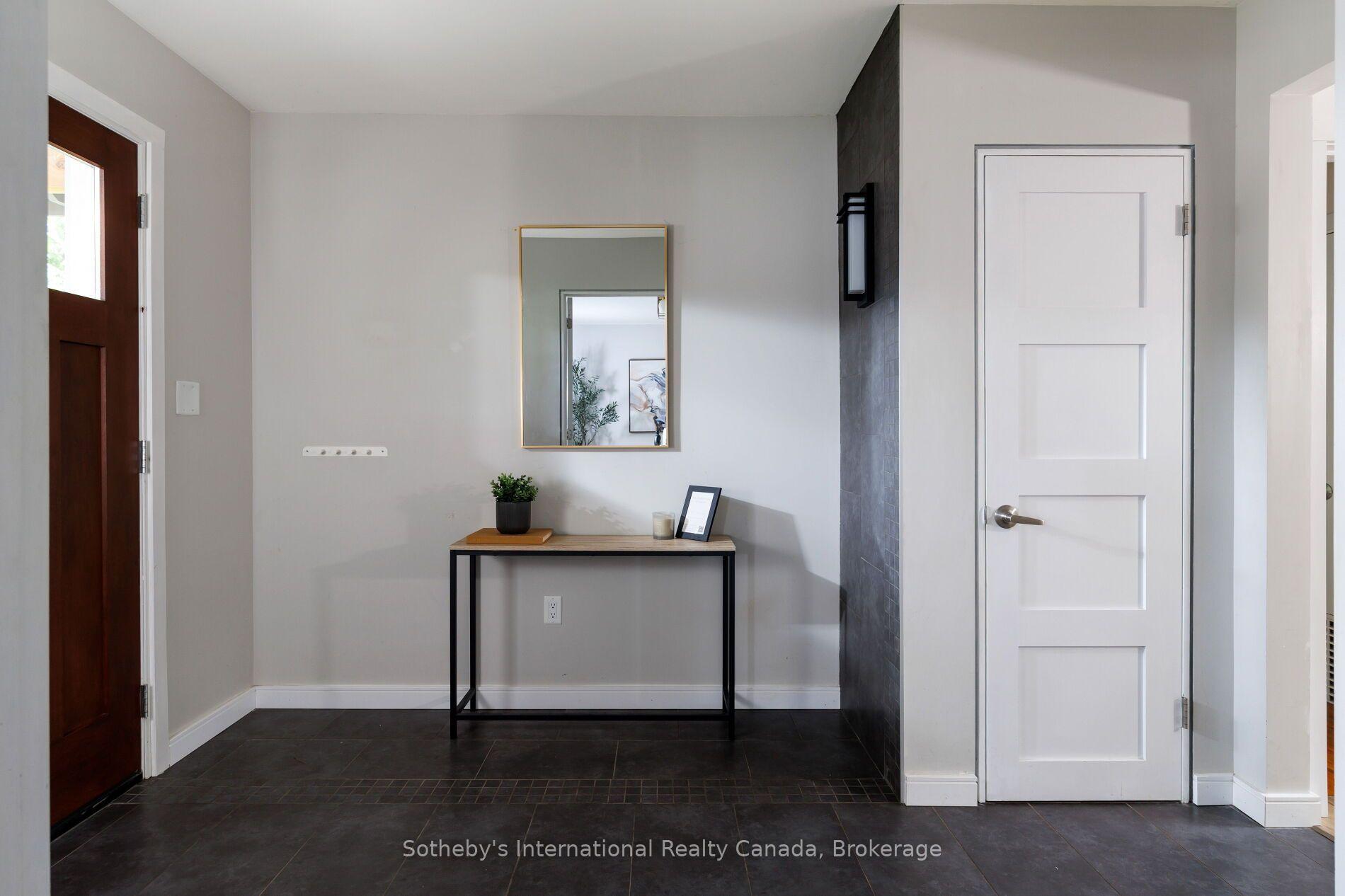 Photo 8 of 1318 Ario Road, Oakville, Morrison — HOMEH
