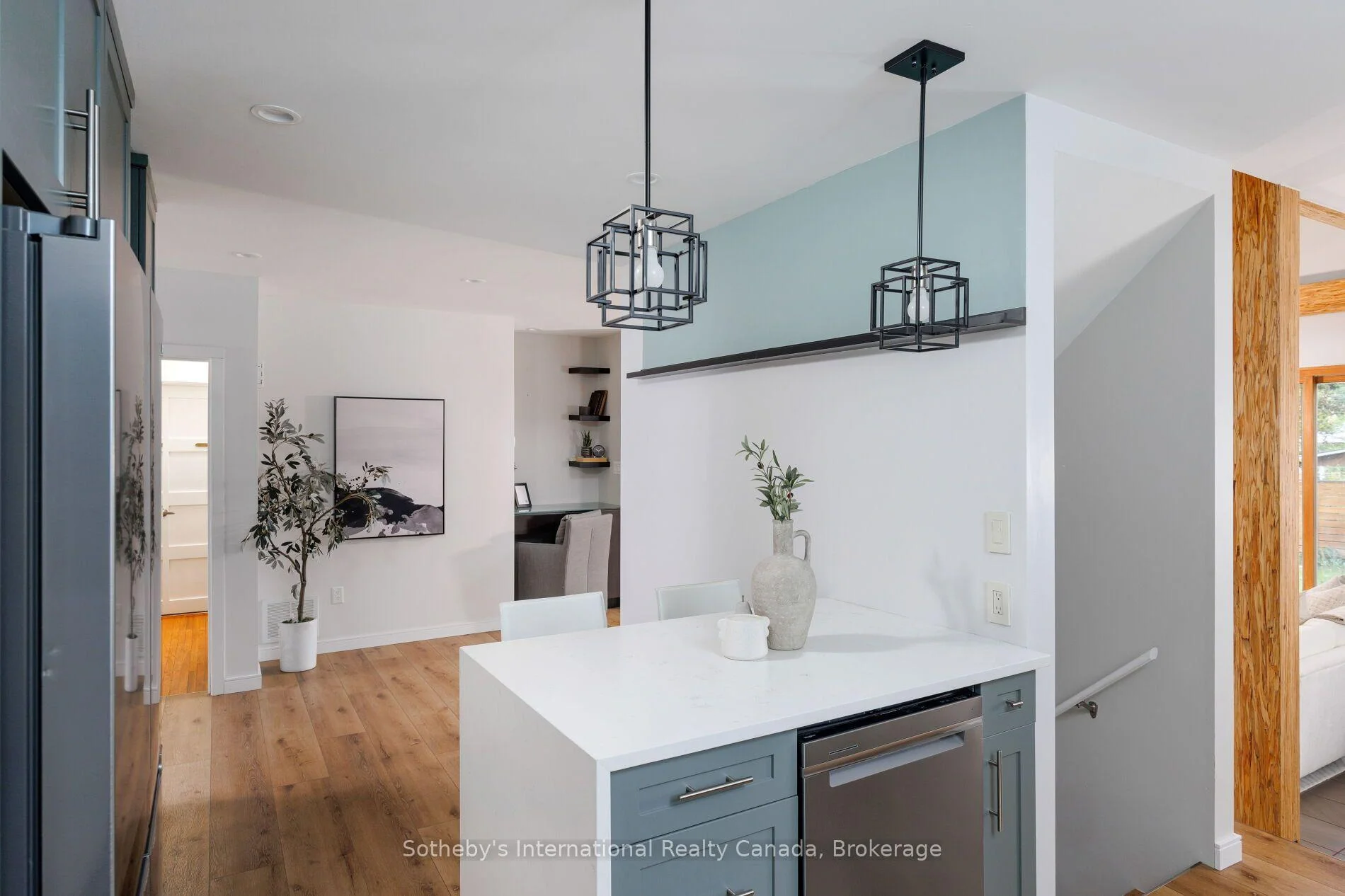Photo 21 of 1318 Ario Road, Oakville, Morrison — HOMEH