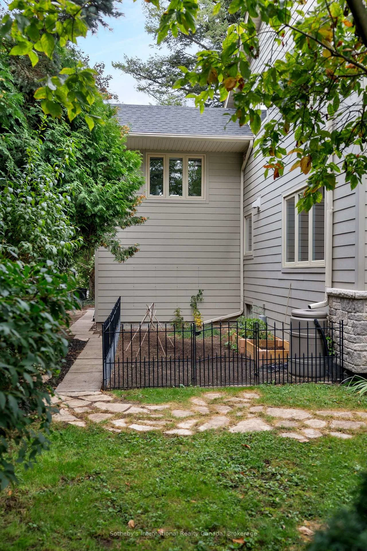 Photo 40 of 1318 Ario Road, Oakville, Morrison — HOMEH