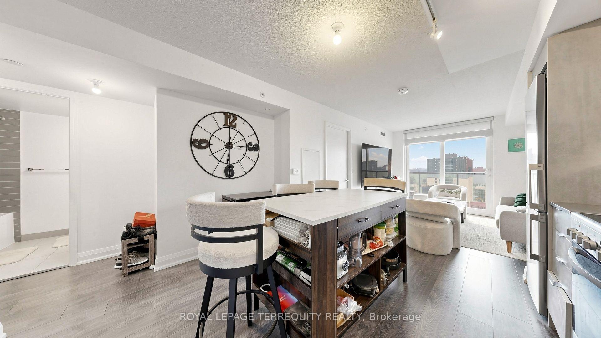Photo 23 of Unit 1410, 30 Gibbs Road, Etobicoke, Islington-City Centre West — HOMEH