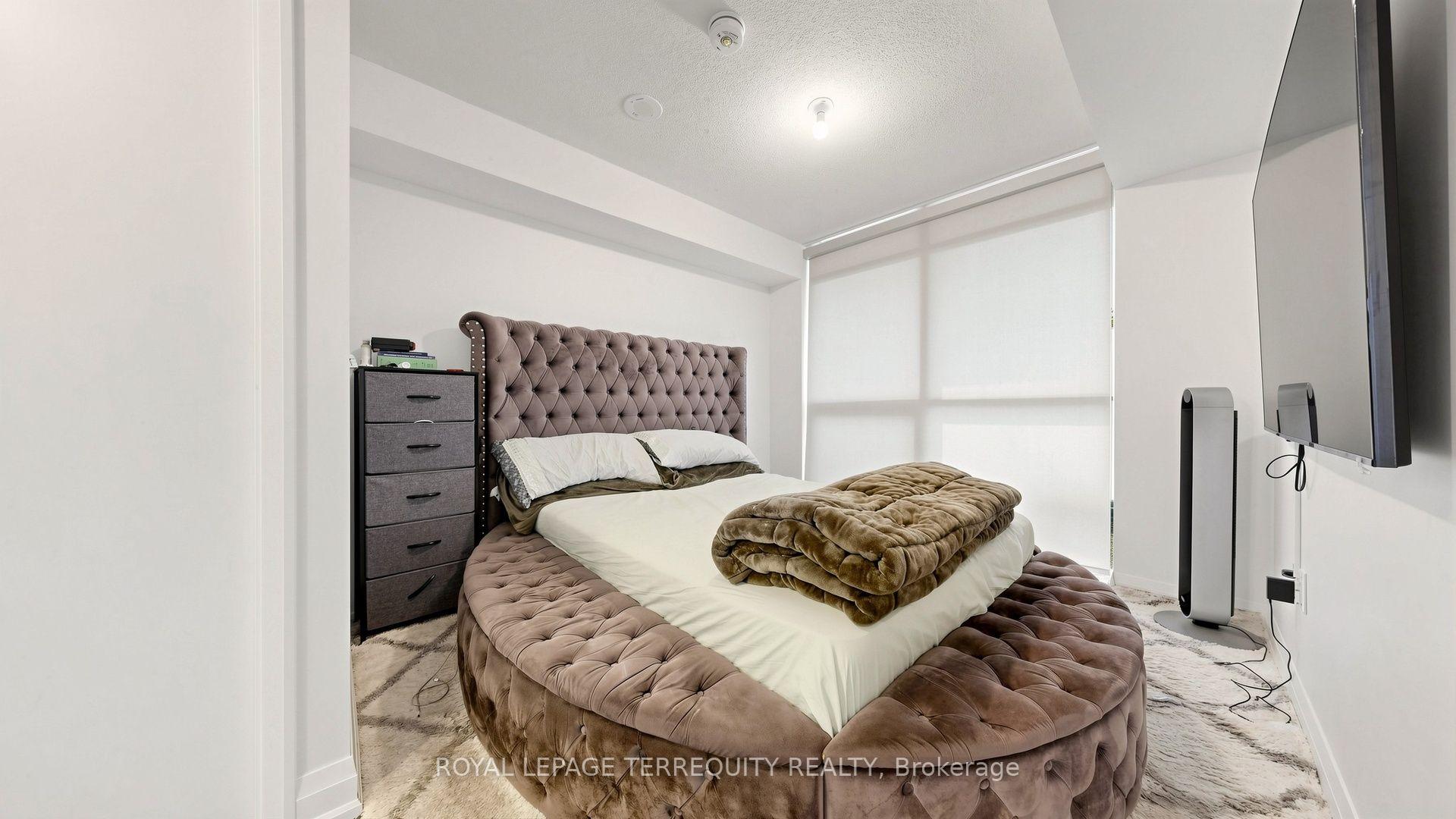 Photo 27 of Unit 1410, 30 Gibbs Road, Etobicoke, Islington-City Centre West — HOMEH