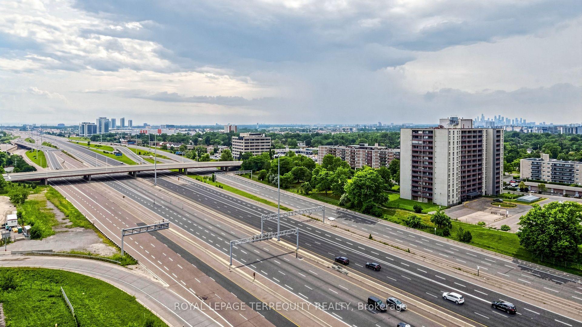 Photo 37 of Unit 1410, 30 Gibbs Road, Etobicoke, Islington-City Centre West — HOMEH