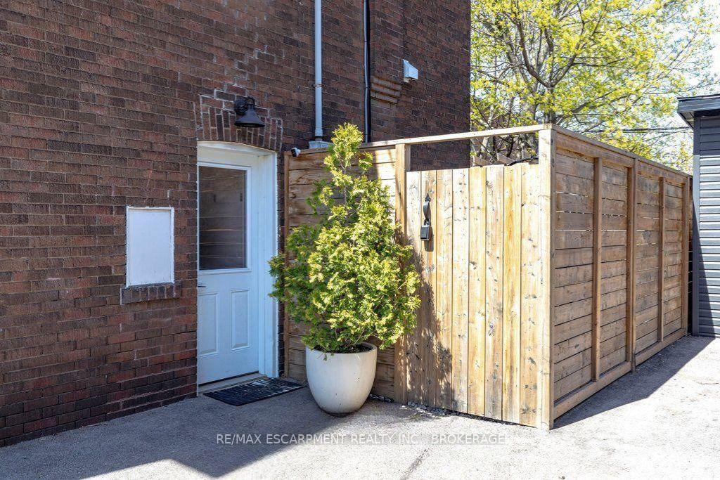 Photo 2 of Unit Lower, 269 Stinson Crescent, Hamilton, St. Clair — HOMEH