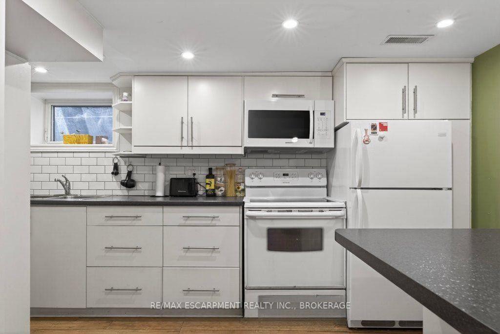 Photo 6 of Unit Lower, 269 Stinson Crescent, Hamilton, St. Clair — HOMEH