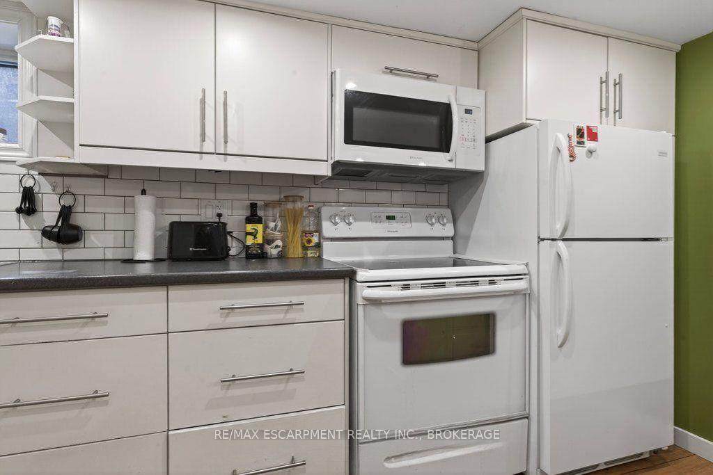 Photo 7 of Unit Lower, 269 Stinson Crescent, Hamilton, St. Clair — HOMEH