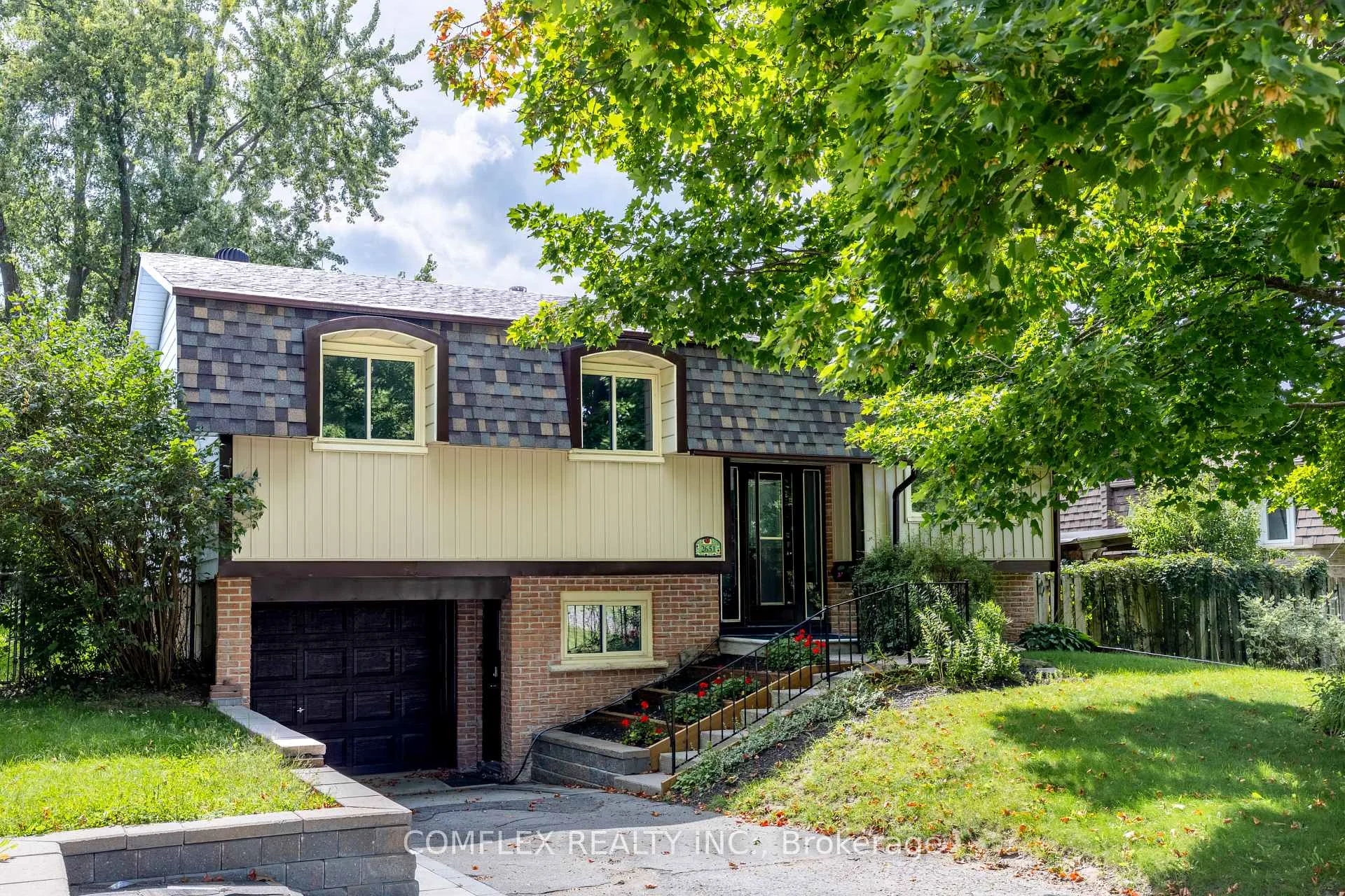 Photo of 2651 Marsdale Drive