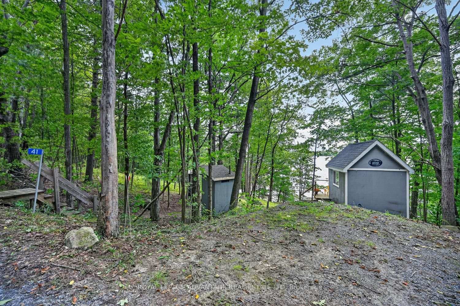 Photo 2 of 41 Rustic Lane, Rideau Lakes, Rideau Lakes (North Crosby) Twp — HOMEH