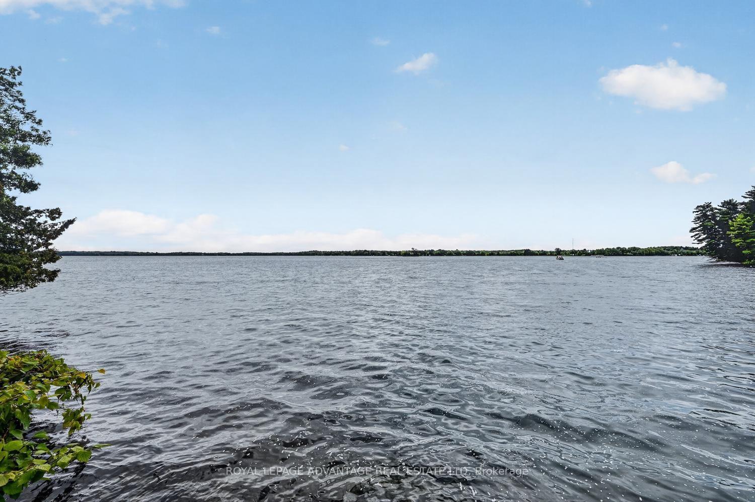 Photo 3 of 41 Rustic Lane, Rideau Lakes, Rideau Lakes (North Crosby) Twp — HOMEH