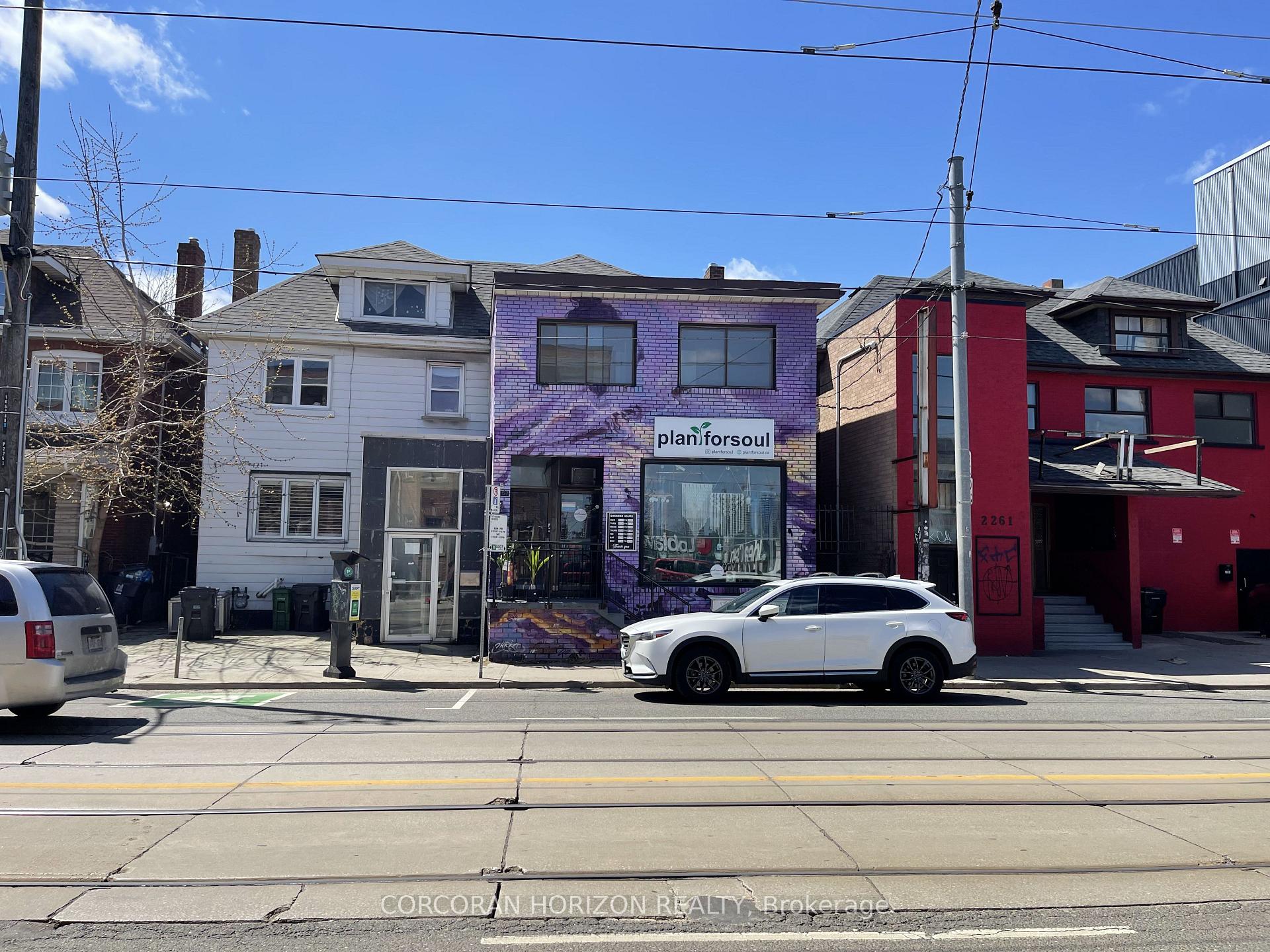 Photo of Unit 3, 2257 Dundas Street W
