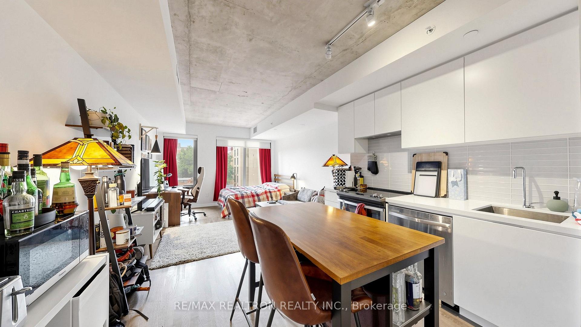 Photo 13 of Unit 406, 60 Colborne Street, Toronto, Church-Yonge Corridor — HOMEH
