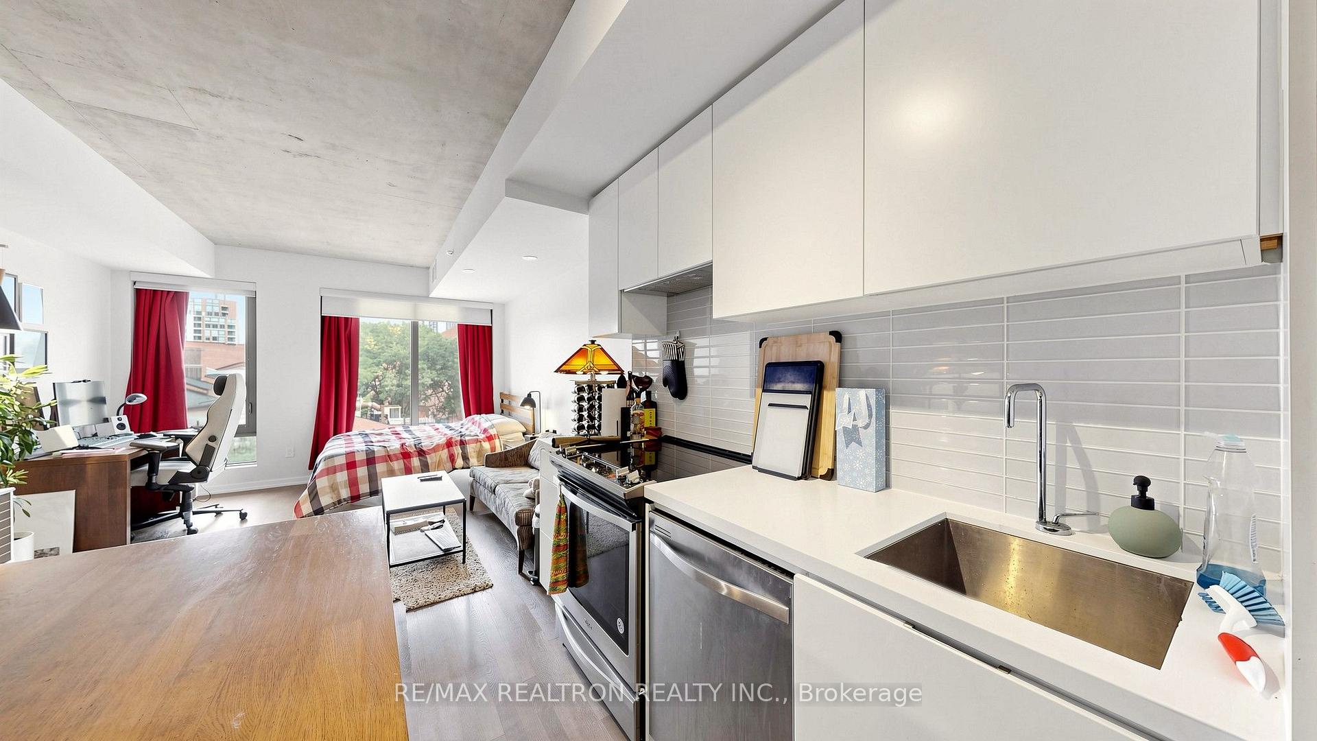 Photo 23 of Unit 406, 60 Colborne Street, Toronto, Church-Yonge Corridor — HOMEH