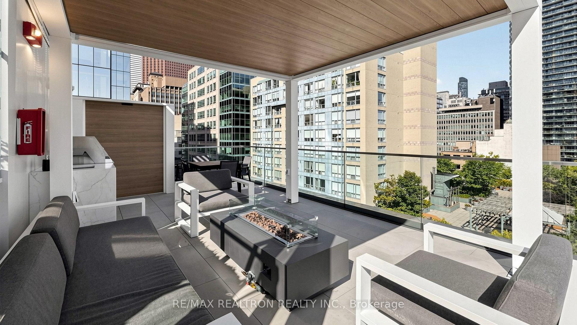 Photo 32 of Unit 406, 60 Colborne Street, Toronto, Church-Yonge Corridor — HOMEH