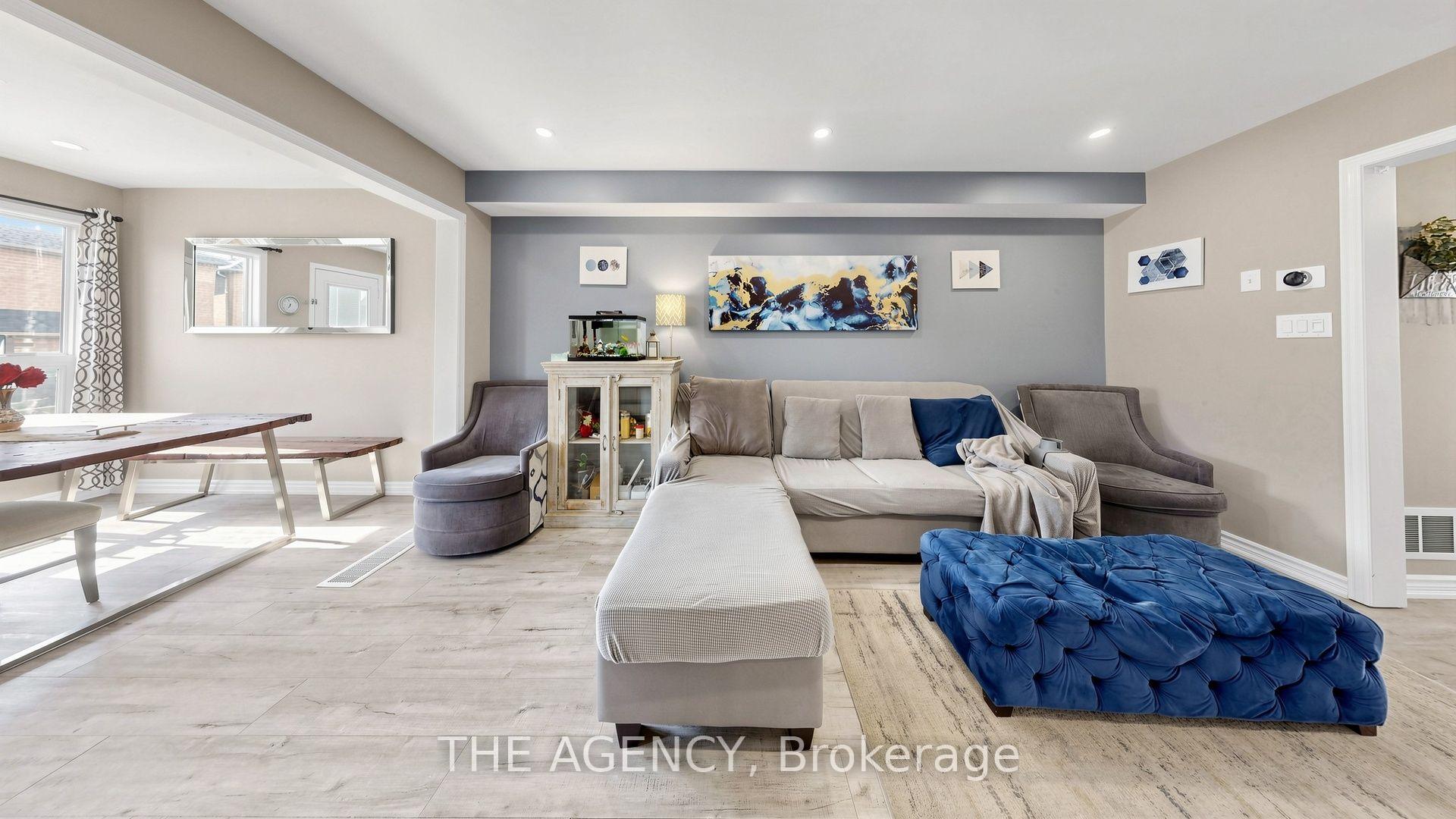 Photo 6 of 36 Keystar Court, Vaughan, Vellore Village — HOMEH