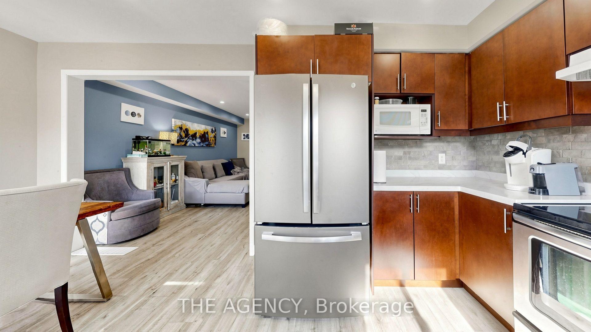 Photo 13 of 36 Keystar Court, Vaughan, Vellore Village — HOMEH