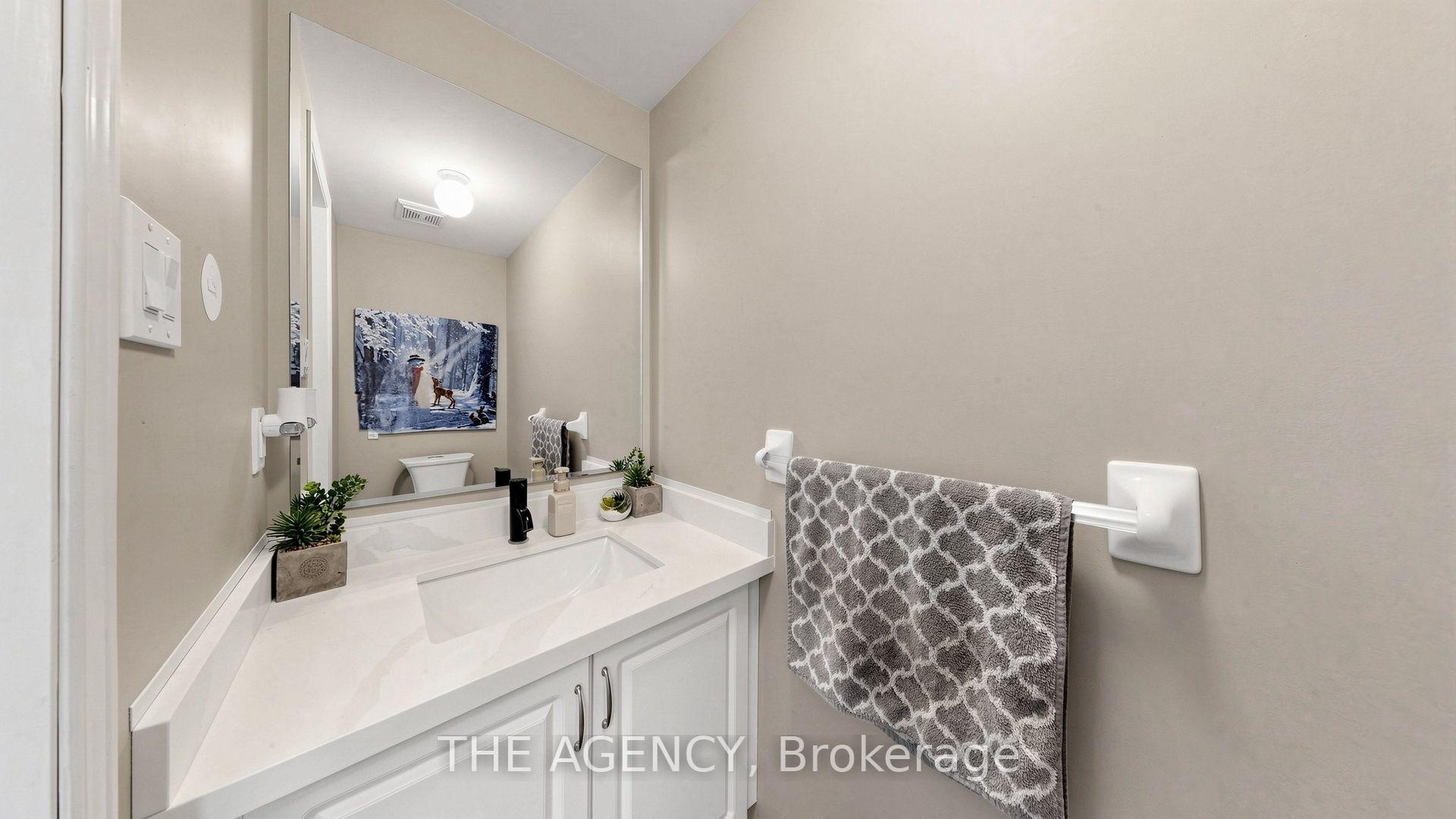 Photo 16 of 36 Keystar Court, Vaughan, Vellore Village — HOMEH