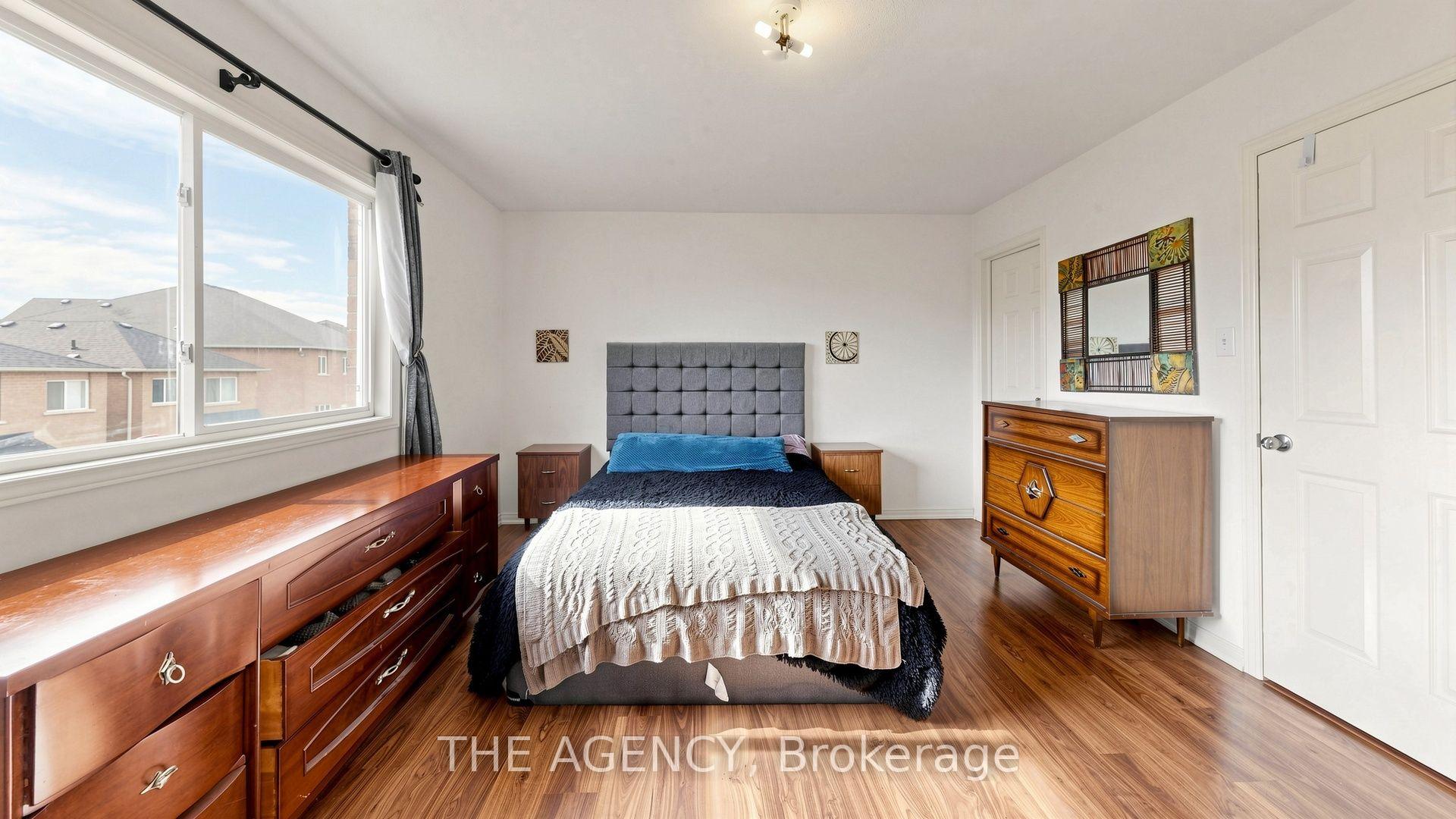 Photo 18 of 36 Keystar Court, Vaughan, Vellore Village — HOMEH