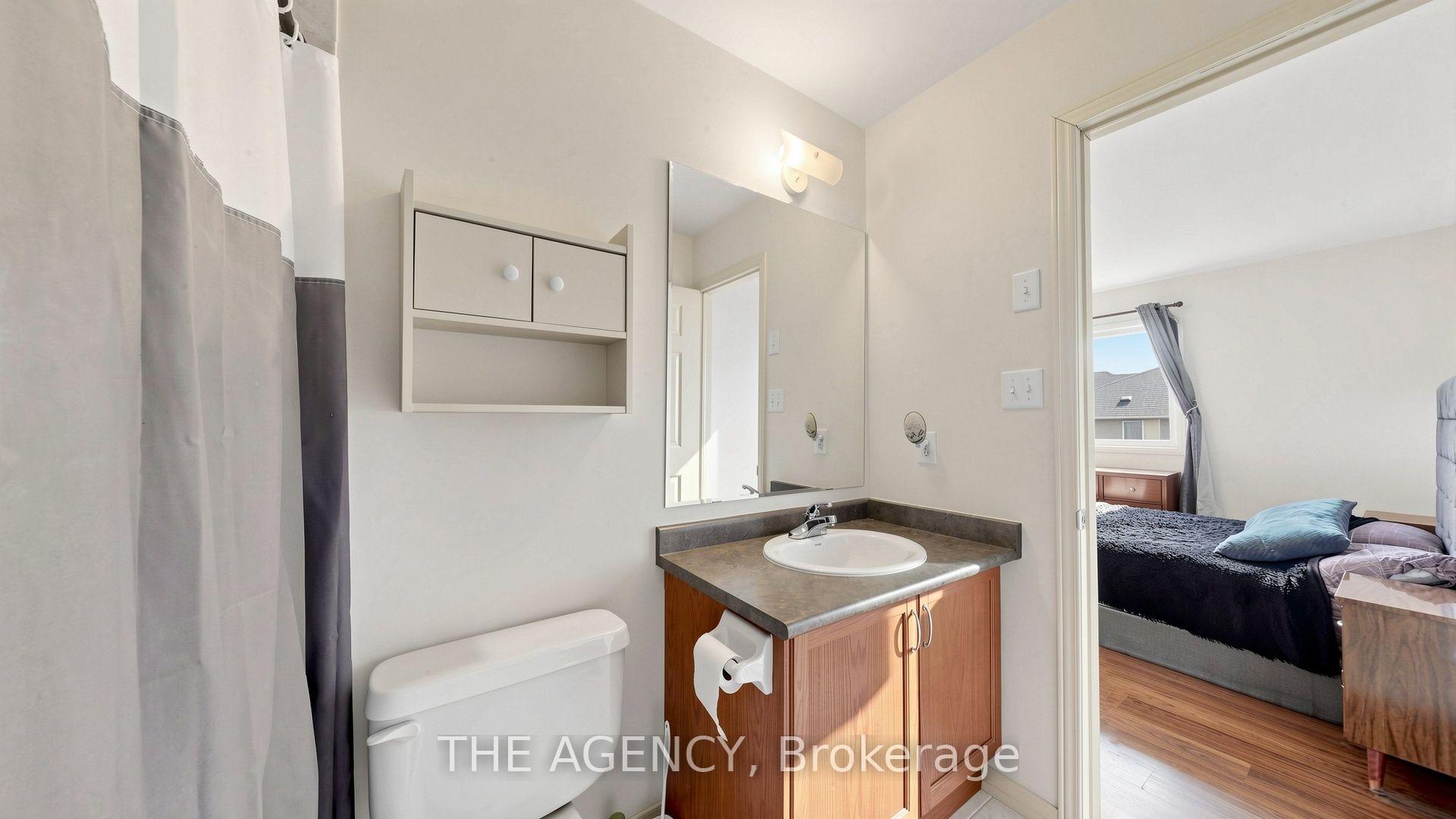 Photo 21 of 36 Keystar Court, Vaughan, Vellore Village — HOMEH