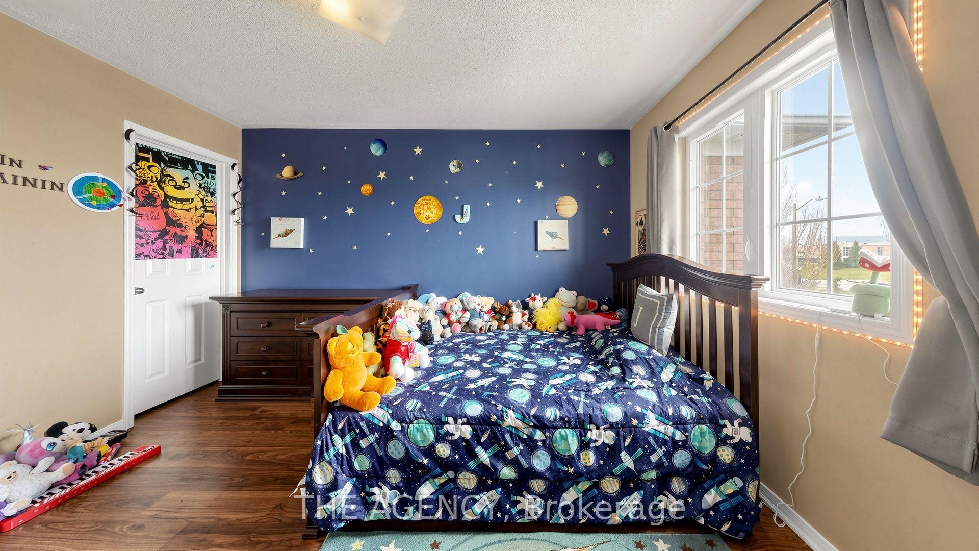 Photo 23 of 36 Keystar Court, Vaughan, Vellore Village — HOMEH