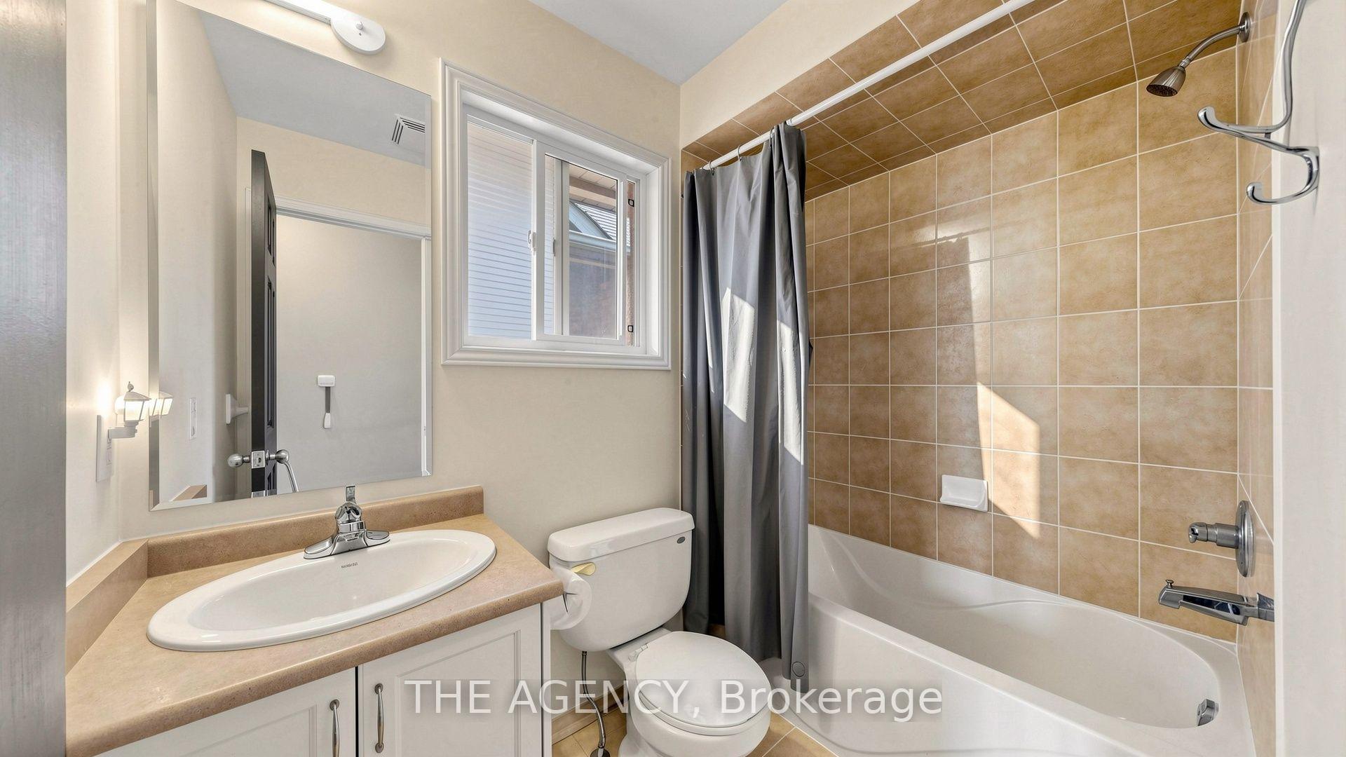 Photo 24 of 36 Keystar Court, Vaughan, Vellore Village — HOMEH