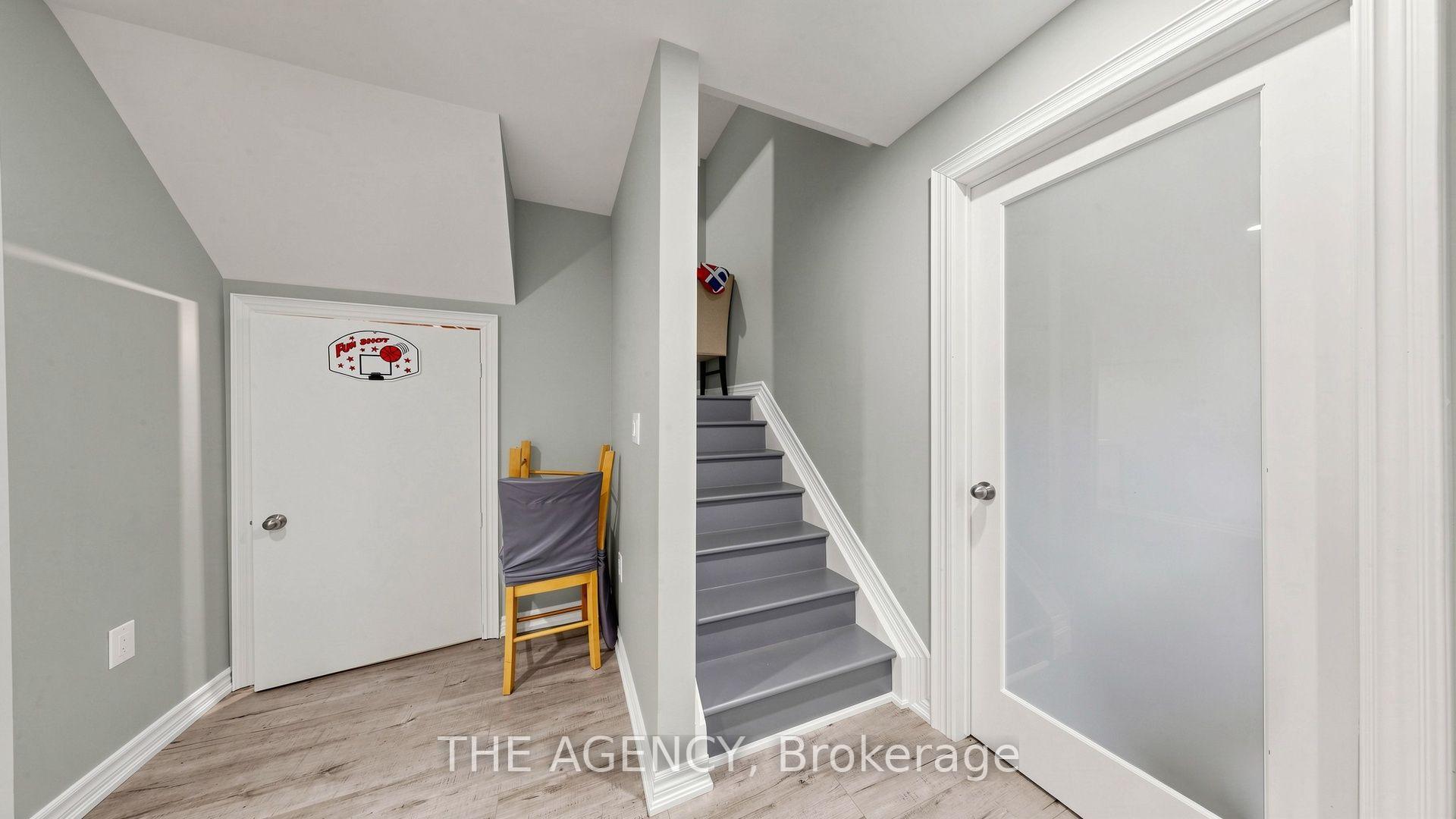 Photo 25 of 36 Keystar Court, Vaughan, Vellore Village — HOMEH
