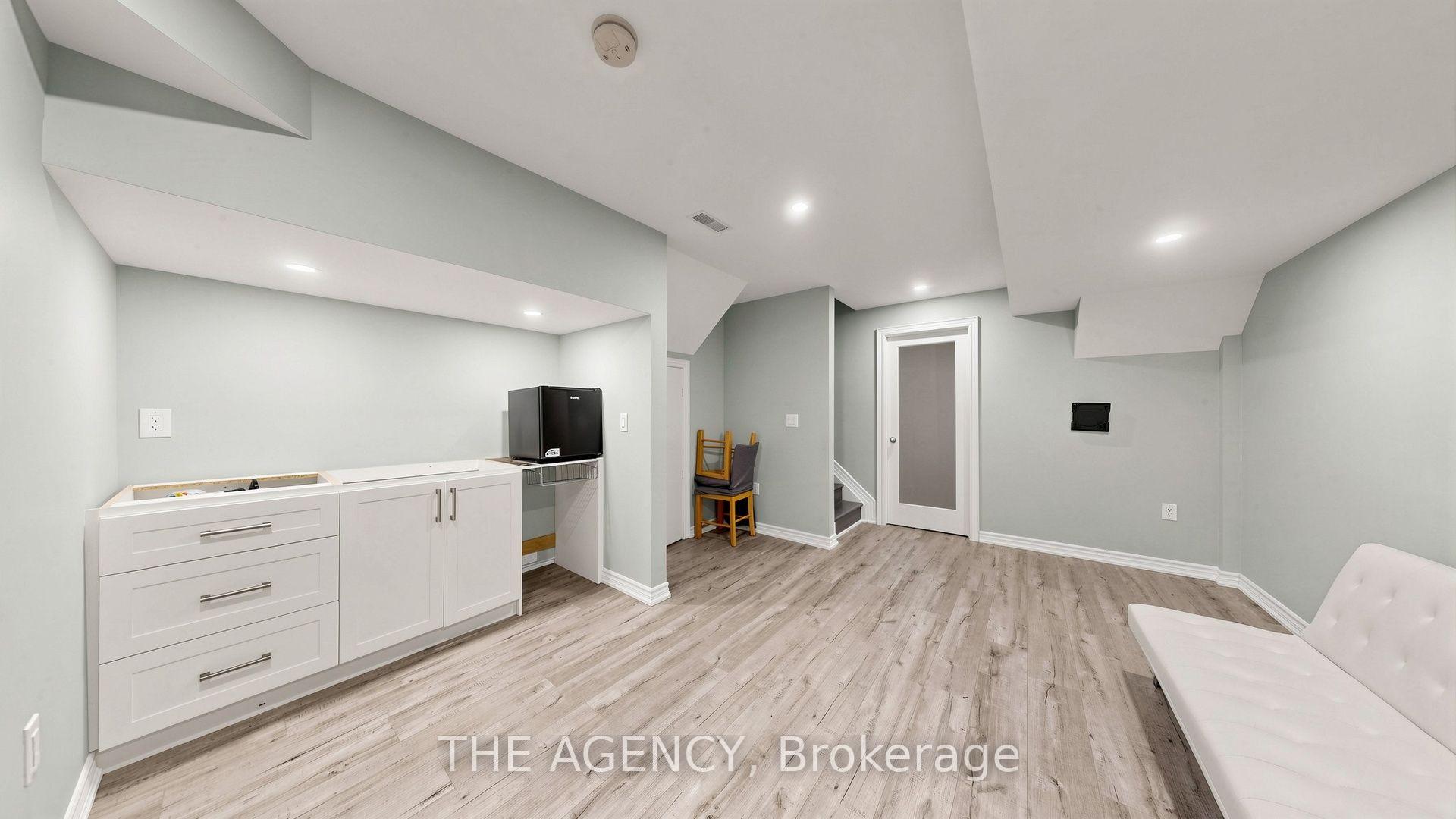Photo 27 of 36 Keystar Court, Vaughan, Vellore Village — HOMEH