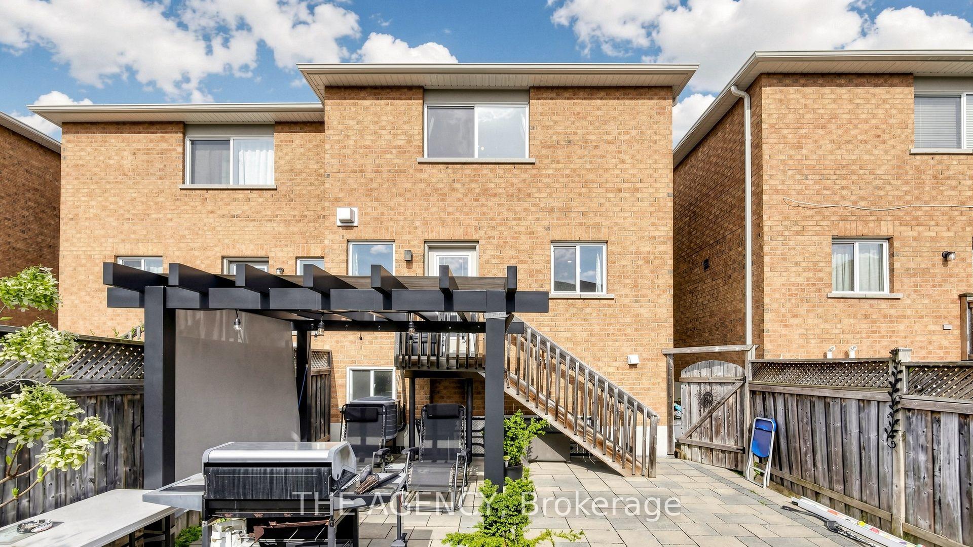 Photo 32 of 36 Keystar Court, Vaughan, Vellore Village — HOMEH