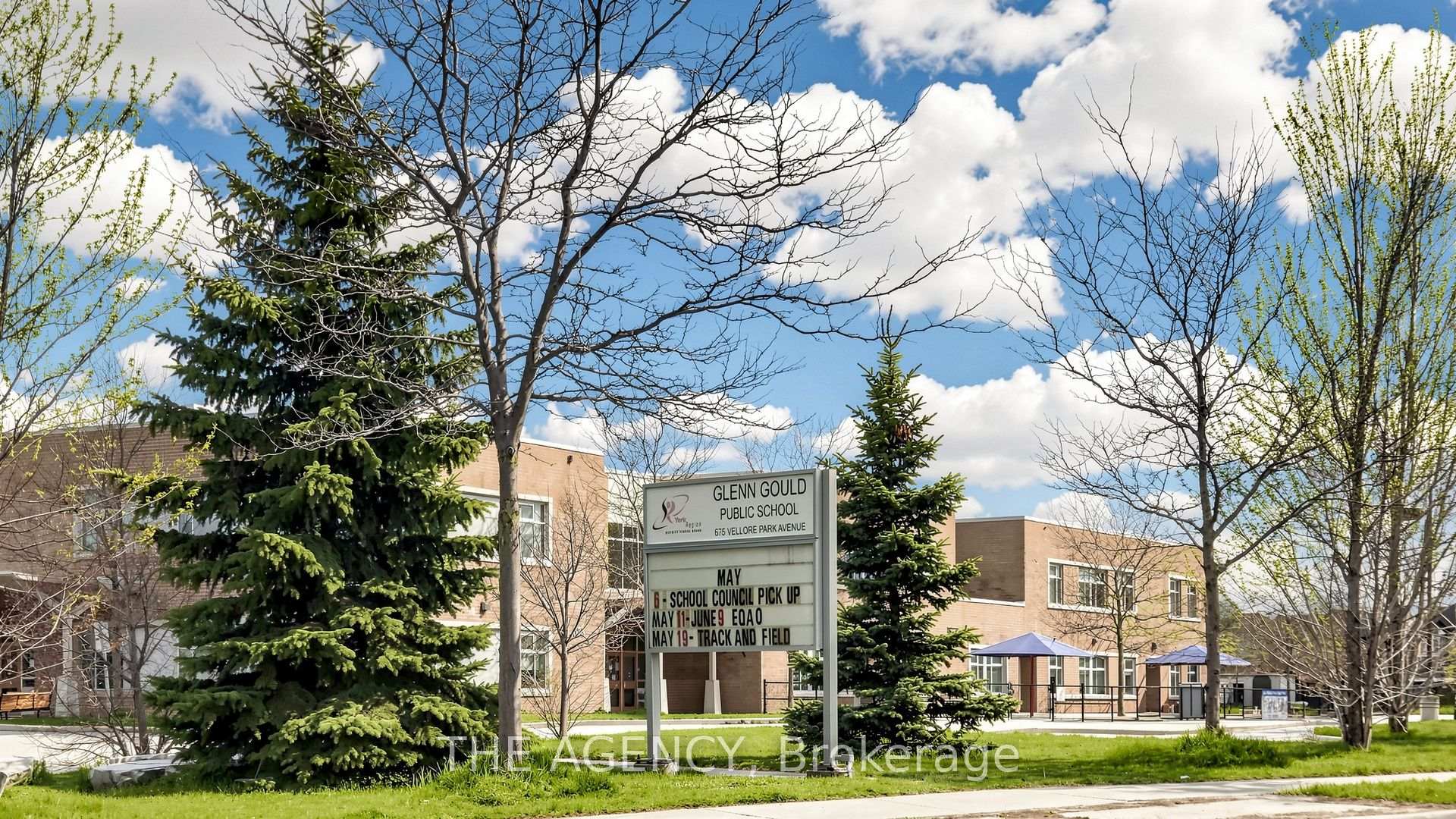 Photo 37 of 36 Keystar Court, Vaughan, Vellore Village — HOMEH