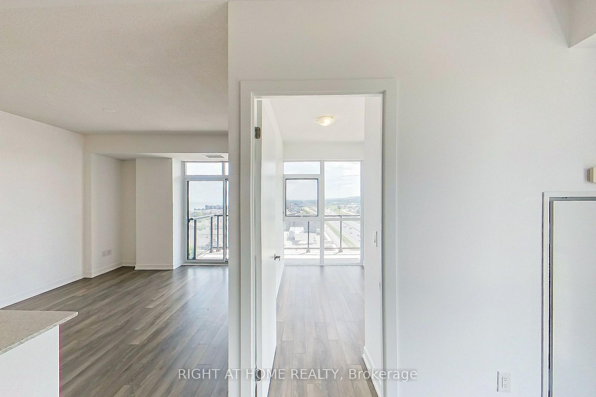 Photo 5 of Unit 1208, 550 North Service Road, Grimsby, Grimsby Beach — HOMEH