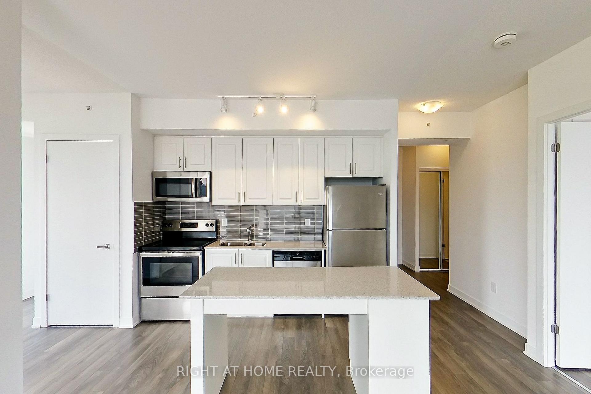 Photo 8 of Unit 1208, 550 North Service Road, Grimsby, Grimsby Beach — HOMEH